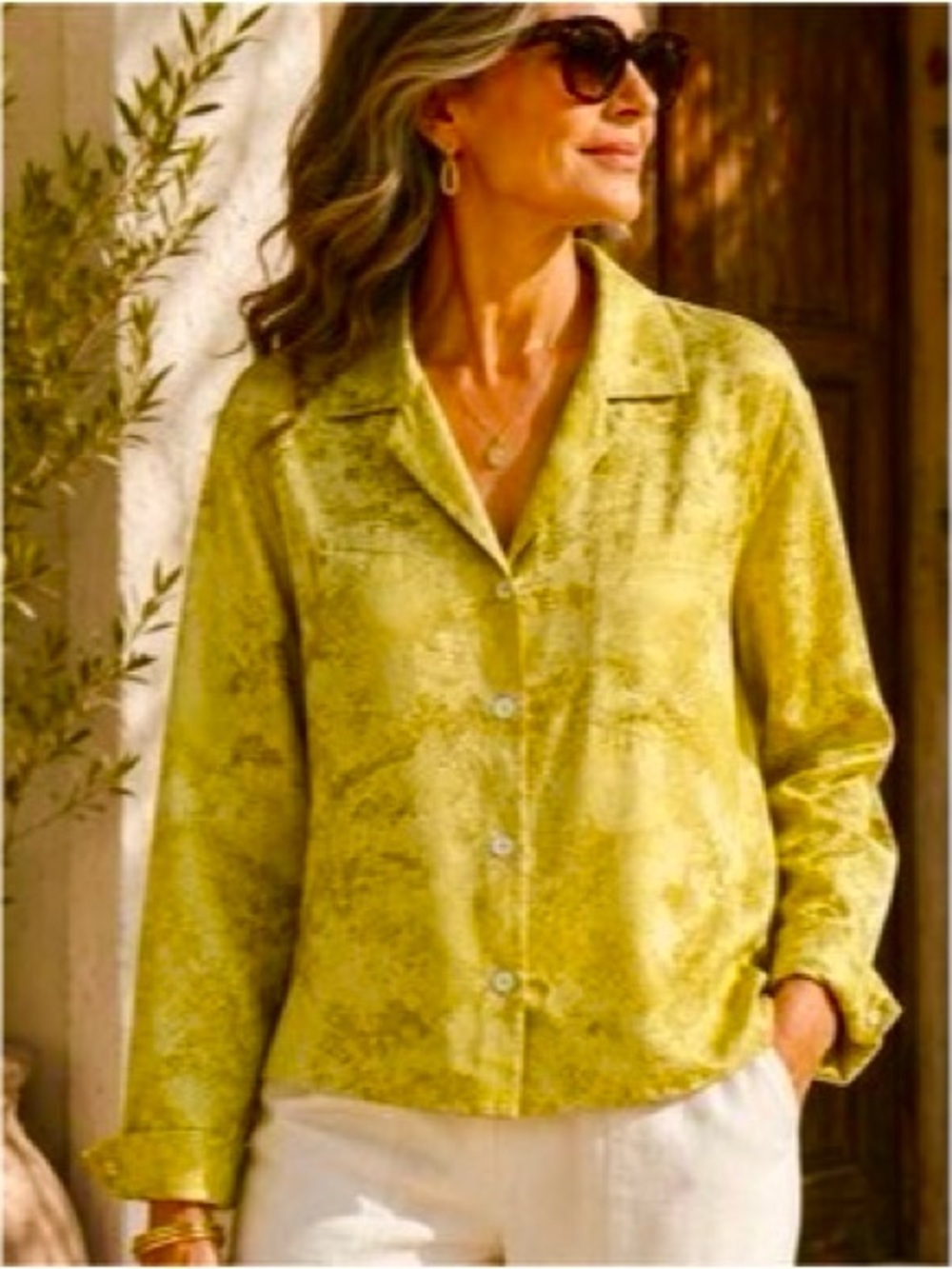 Chico's Silk Blend Jacquard Button Down Shirt Size Large / 2 Green Yellow Artsy
